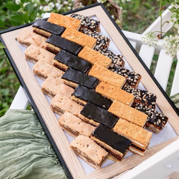 Platou prăjituri Sweet Desire